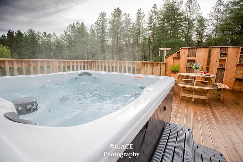 www.oakwoodvalelodges.co.uk