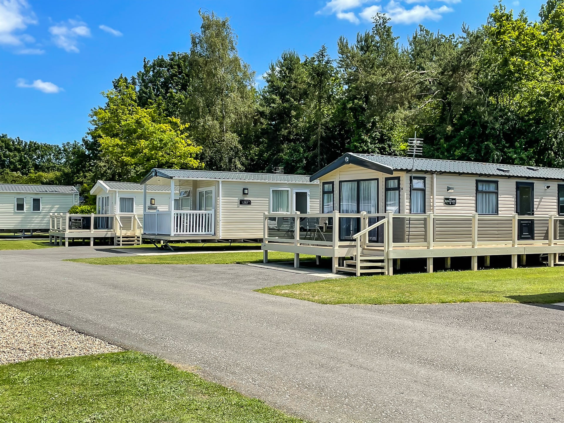 www.robinhoodcaravanpark.co.uk